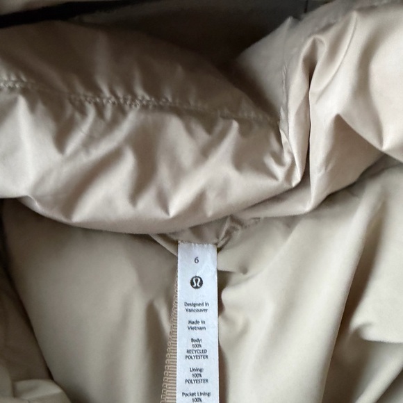 Lululemon wunder puff jacket long sleeve - Picture 4 of 4